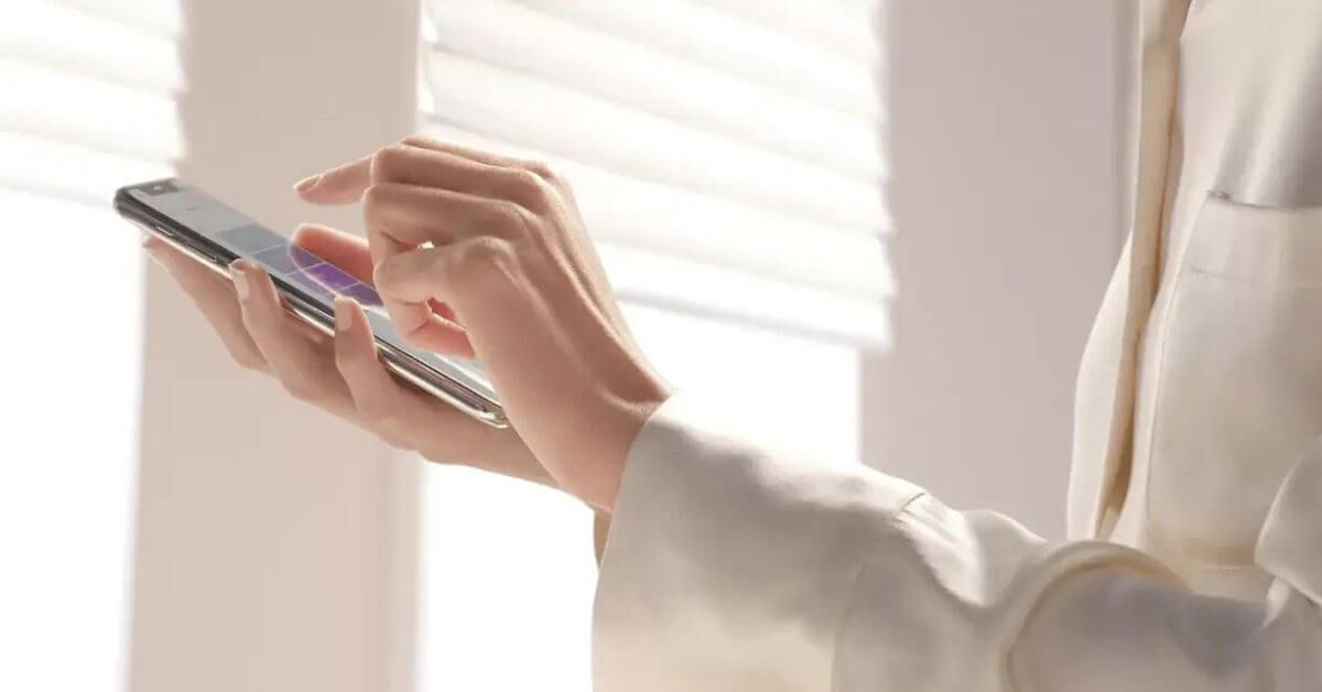 Smart motorized blinds for windows are window treatments equipped with built-in automation technology that allows users to control light and privacy settings via remote, app, voice command, or even programmed schedules.